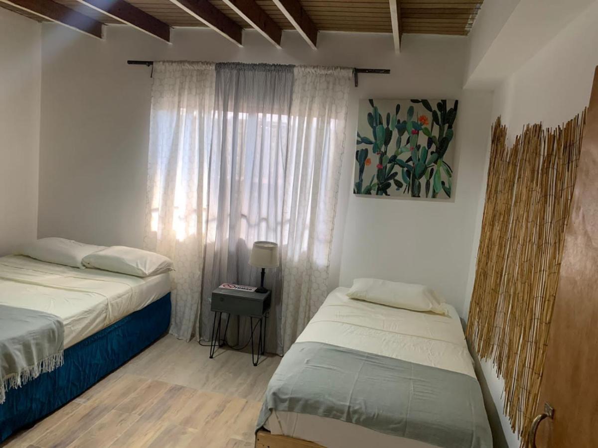 Joebi'S House Walking Distance To Rocky Cay Beach Ideal For Families Or Groups Buenavista  Exteriör bild